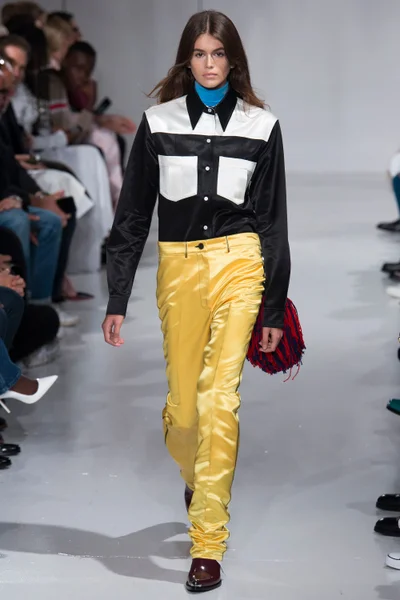 Look 4